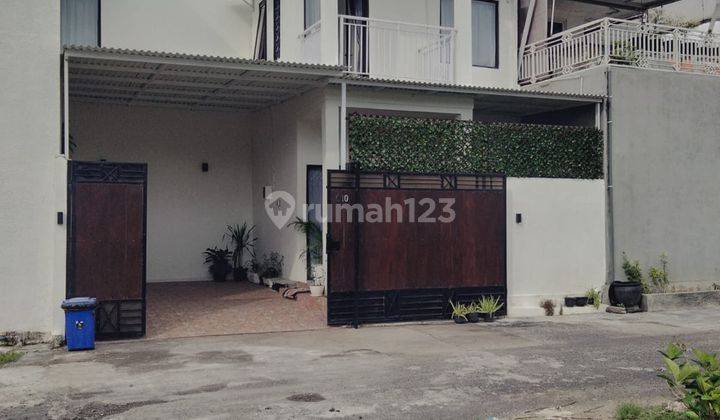 Rumah 3 kamar Tidur Fully Furnished di Uluwatu Bali dengan View GWK 2