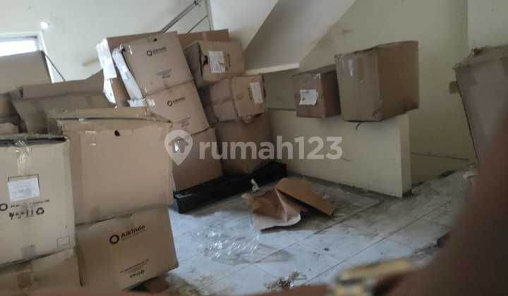 2-Storey Shop House Plus Warehouse on Mahendradata Main Road, Suitable for Transit Warehouse, Building Materials Store, PVC Store, Office, Showroom. 2