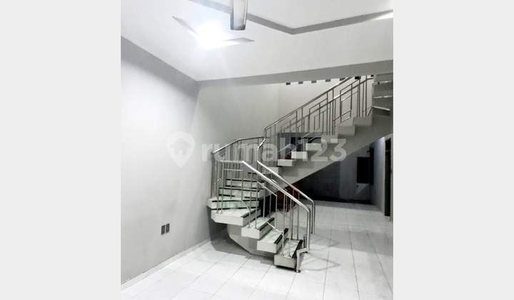 The Only Opportunity, Modern Home in Kayu Putih, Pulogadung 2