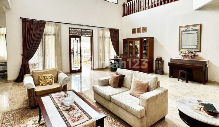 Rumah 2 Lantai Miliki Paviliun di Jakara Selatan 2