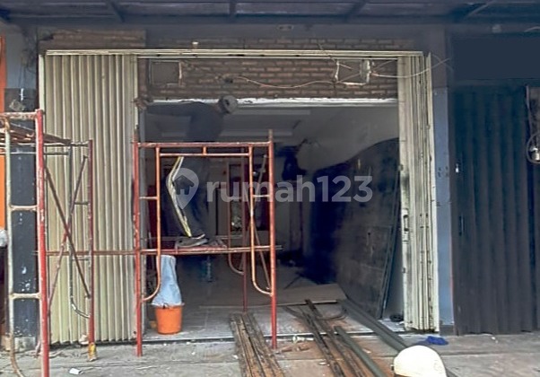 Renovated Shop House, Main Roadside, Pondok Aren 2
