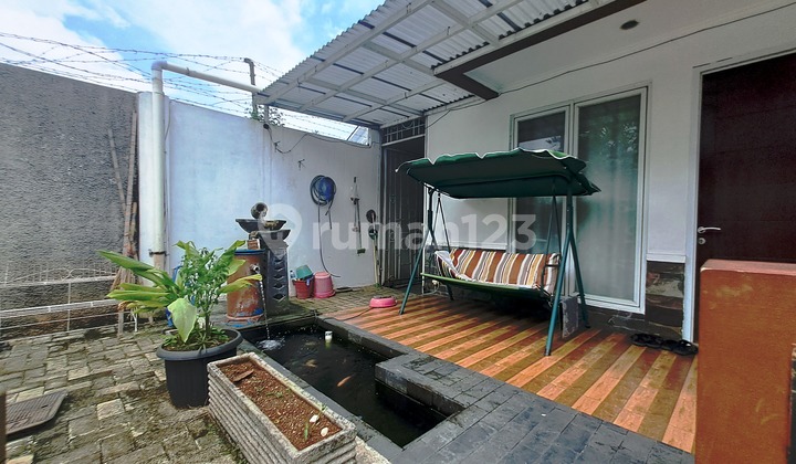 Rumah 2 Lantai Bergaya Modern di Pondok Aren, Tangerang Selatan