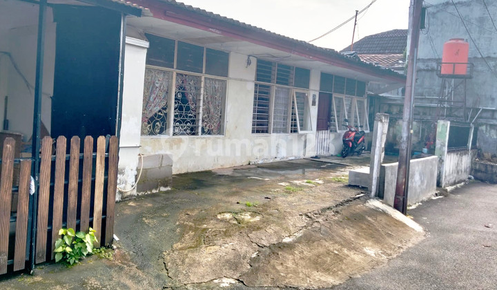 Rumah Luas Tanah 260M2, 900 Meter ke Balai Sudirman, Tebet 2