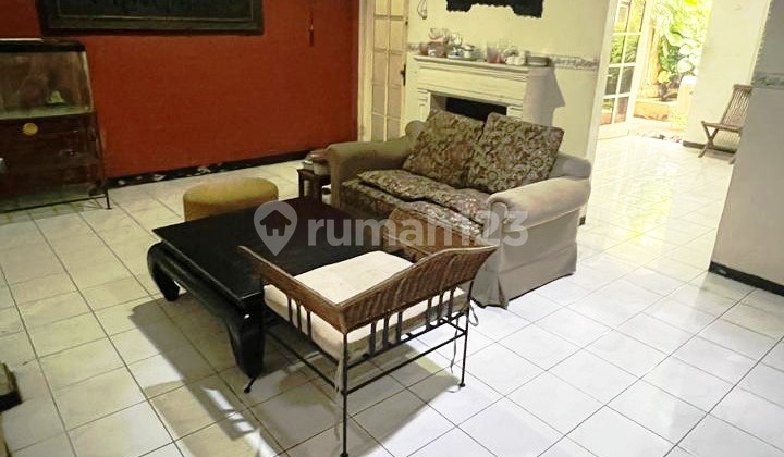 Rumah 2 Lantai Mudah ke Stasiun di Tebet, Jakarta Selatan 2