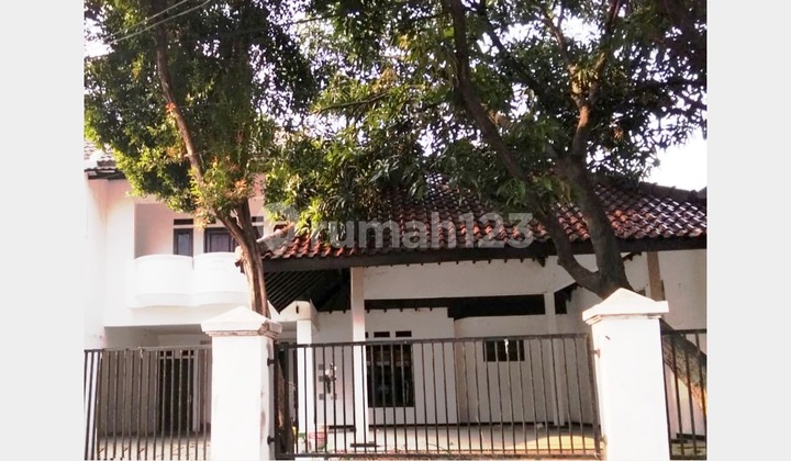 Rumah 2 Lantai di kawasan Bintaro Sektor 2-Jakarta Selatan