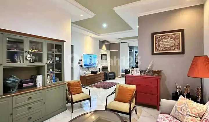 Dijual Rumah Nyaman 2 Lantai Lokasi Strategis di Cipete Jaksel Dijual Rumah Nyaman 2 Lantai Lokasi Strategis di Cipete Jaksel