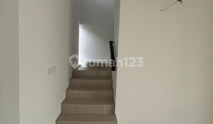 For Rent 2-Story House in Strategic Location at Citra Garden Serpong For Rent 2-Story House in Strategic Location at Citra Garden Serpong