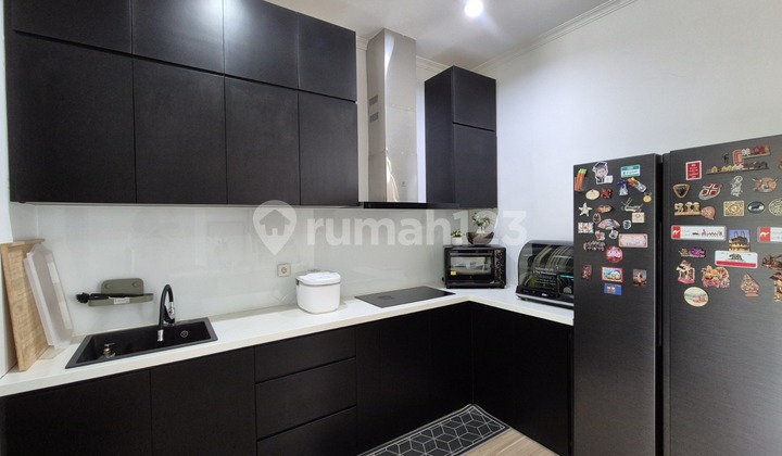 For Sale Semi-Furnished 2-Story House in Carribean Islands, BSD Delatinos 2