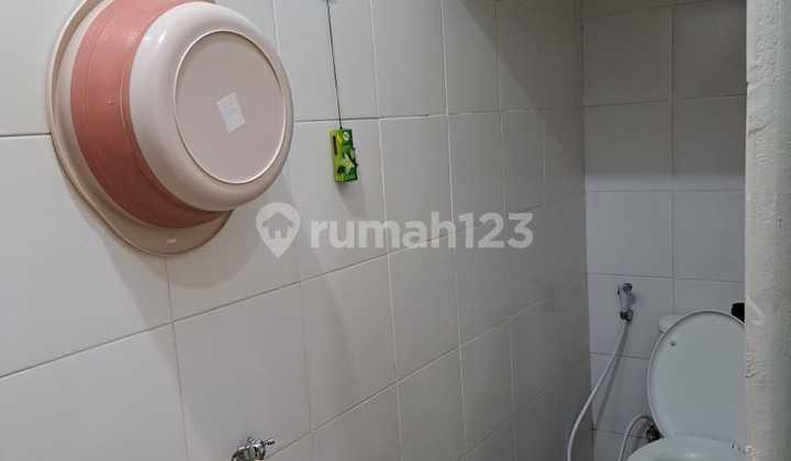 Rumah Bagus Semi Furnished Cluster The Oasis Bintaro 2