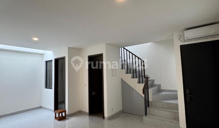 Dijual Rumah Modern Terbaik Lingkungan Hijau Fasilitas Modern di Citra Garden Bintaro 2