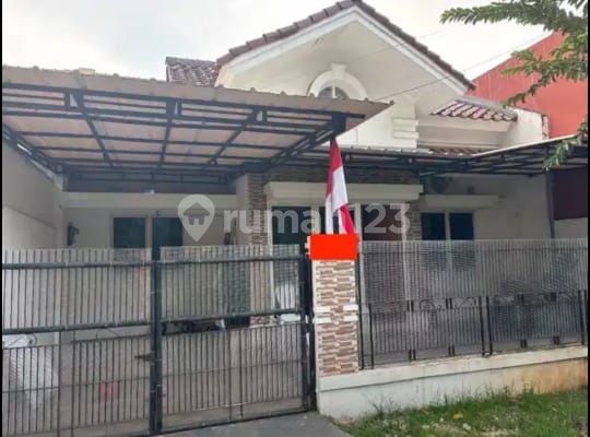 FOR SALE 1-Story East-Facing Ready-to-Occupy House in BSD Nusaloka Tangerang