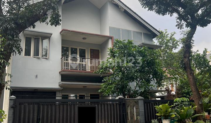 Super Murah Rumah Hooked Lokasi Strategis di Puspitaloka BSD 1