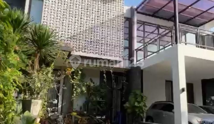 Turun Harga Paling Murah Rumah Bagus Furnished Lokasi Strategis di Cluster Discovery Lumina Bintaro 2