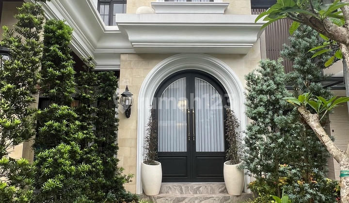 For Sale Furnished House with Luxurious Interior Giardina Foresta Bsd 2