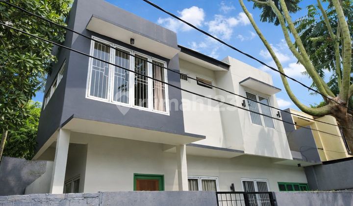 Dijual Rumah Nyaman Modern Bintaro Sektor Jl. Kucica