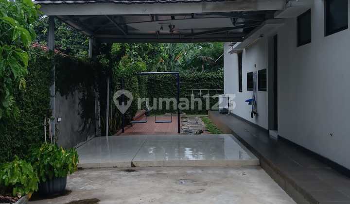 Dijual Rumah Siap Huni 2 Lantai di Lengkong Gudang Bsd