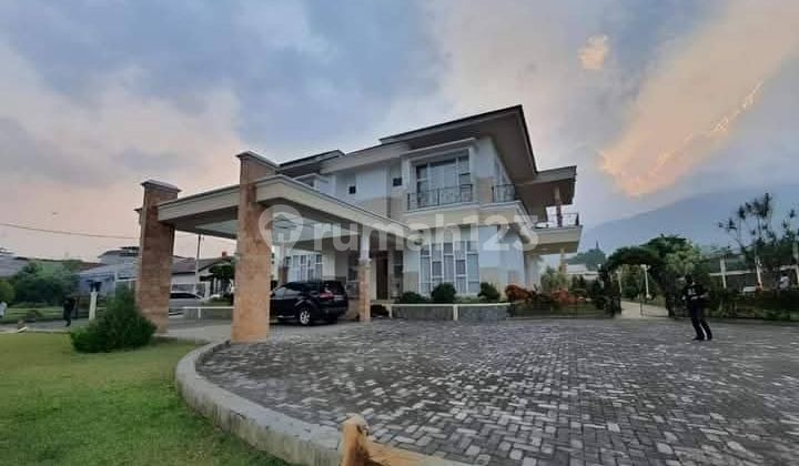 Selling Villa Complete with Garment Factory