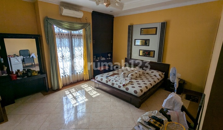 For Sale, Ready-to-Occupy House in Dijatiwaringin, Pondok Gede, Bekasi 2