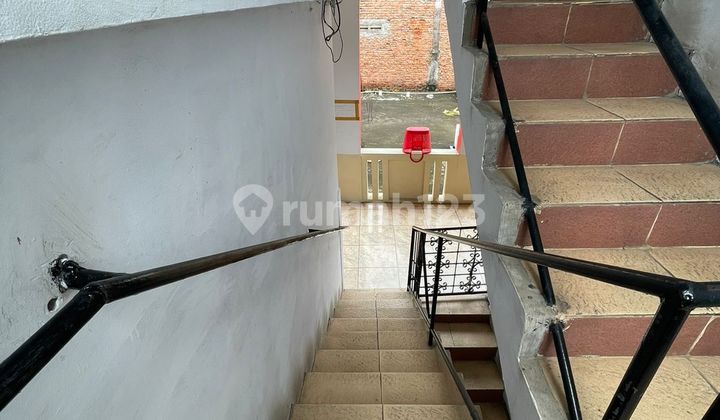 For Quick Sale: Active Boarding House in Daan Mogot, West Jakarta 2