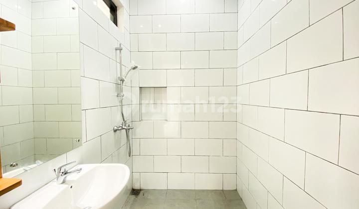 New Modern House Ready to Occupy in Awiligar Regency 2