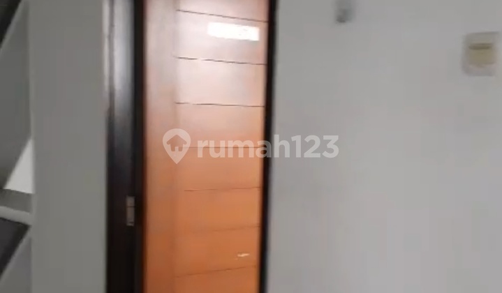 Disewakan Ruko Siap Isi dan Pakai di Cihapit 2
