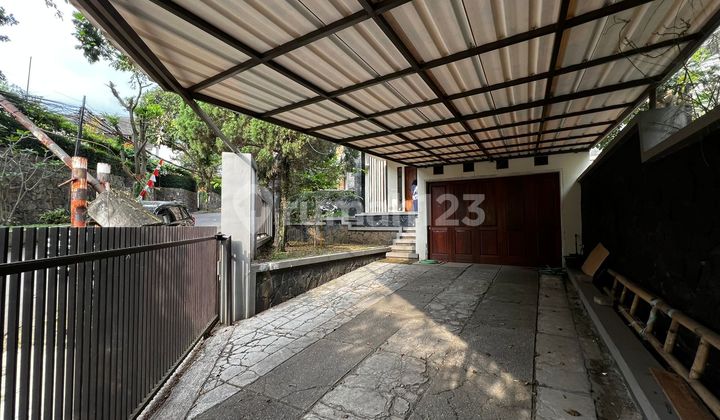 Rumah Luas Mewah Strategis Semi Furnished Siap Huni di Terusan Sutami 2