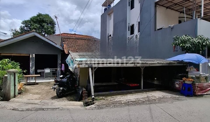 Ruang Usaha Tempat Makan Strategis Luas Siap Isi di Dayeuhkolot