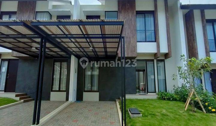 Disewakan Rumah Bagus Modern Siap Huni di Kota Baru Parahyangan 1