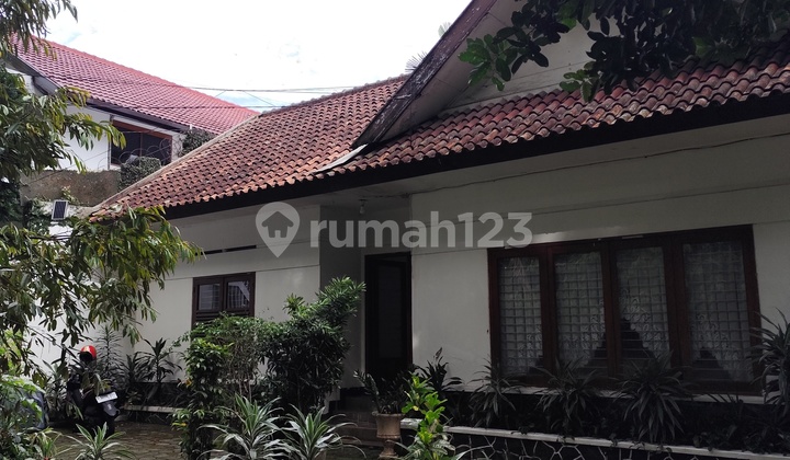 Rumah Mewah Luas Strategis Siap Isi di Cipedes 2