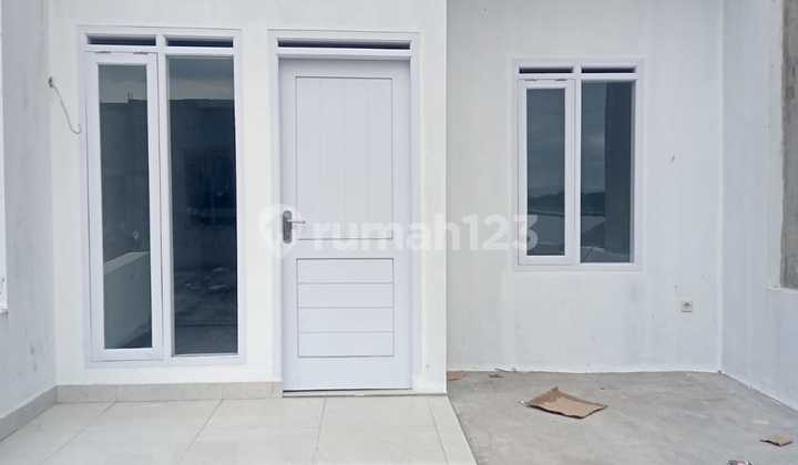 Rumah Minimalis Siap Huni Lokasi Strategis & Nyaman! 026 2