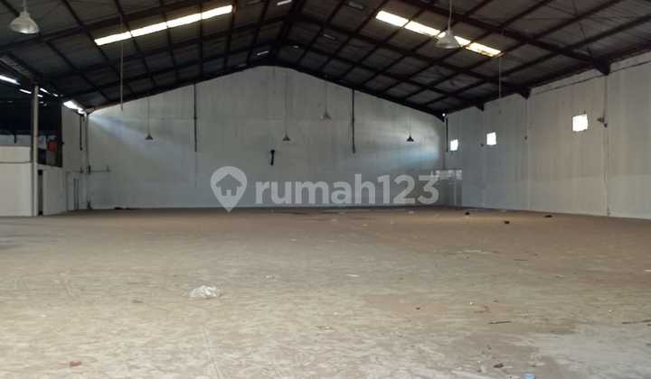 For Rent Warehouse Cipondoh Flood-Free Newly Renovated Ready to Use For Rent Warehouse Cipondoh Flood-Free Newly Renovated Ready to Use