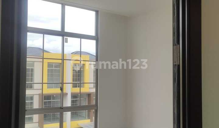 Disewakan Rumah Pik2 Tahap 2 Cluster Miami Kosongan SHM 2