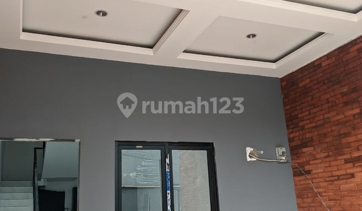 For Sale New 3-Story Premium Progres House in Utan Kayu, Matraman. 2