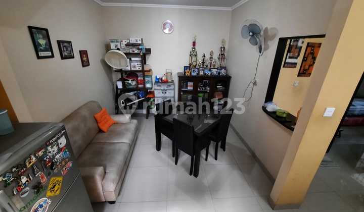 Rumah 2LT lokasi strategis di Pondok Aren bersertifikat SHM 2