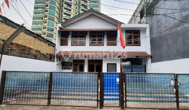 Dijual Rumah Kost di Jakarta Dijual Rumah Kost di Jakarta