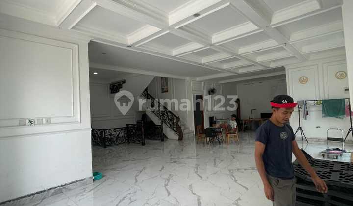 For Sale, Ready-to-Occupy House in Leuwinanggung - Depok 2