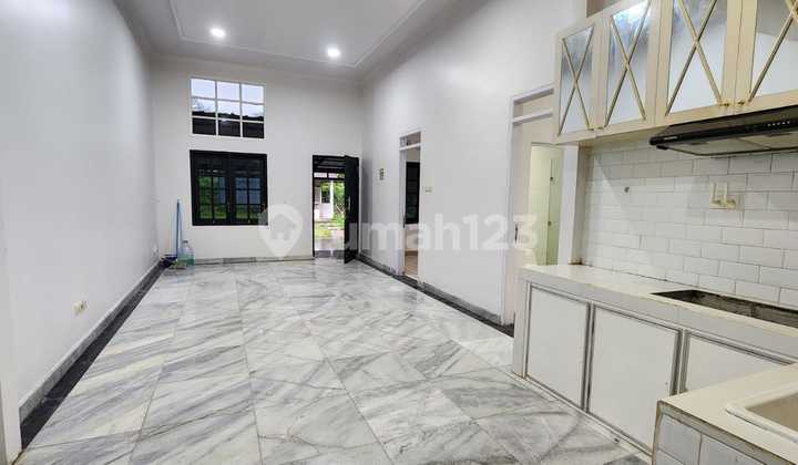 Jual Rumah Minimalis Modern Strategis Siap Huni di Kota Wisata Cibubur 2