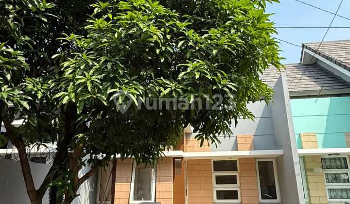 Dijual Rumah Cantik 1 Lantai Rapi Siap Huni di Bukit Golf Riverside Cibubur Dijual Rumah Cantik 1 Lantai Rapi Siap Huni di Bukit Golf Riverside Cibubur