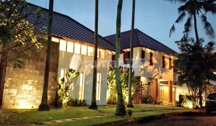 Luxury House in River View Bintaro Sector 8, Tangerang 2