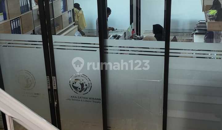 Shop house in Jatiwaringin Raya, East Jakarta 2