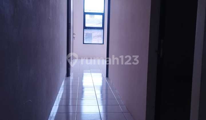 Ruko 2 Lantai di Jalan Taruna Pulo Gadung, Jakarta Timur Ruko 2 Lantai di Jalan Taruna Pulo Gadung, Jakarta Timur