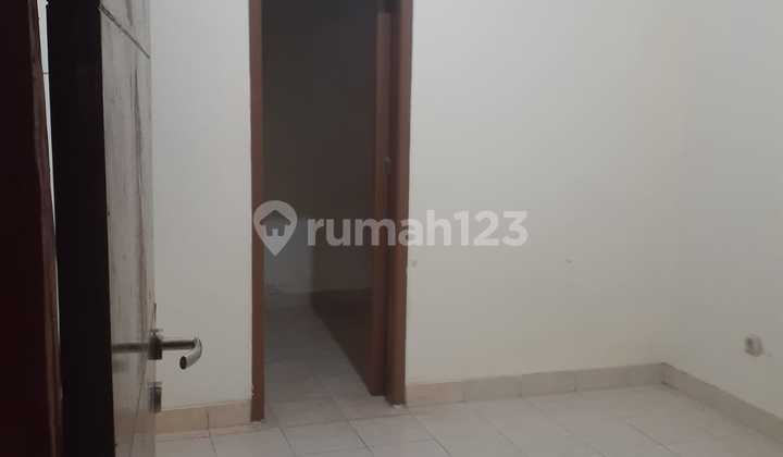 Rumah di Cluster Ifolia Harapan Indah, Bekasi 2