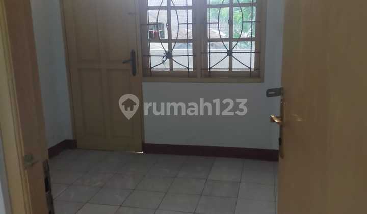 Rumah di Galaxy, Bekasi Selatan Rumah di Galaxy, Bekasi Selatan