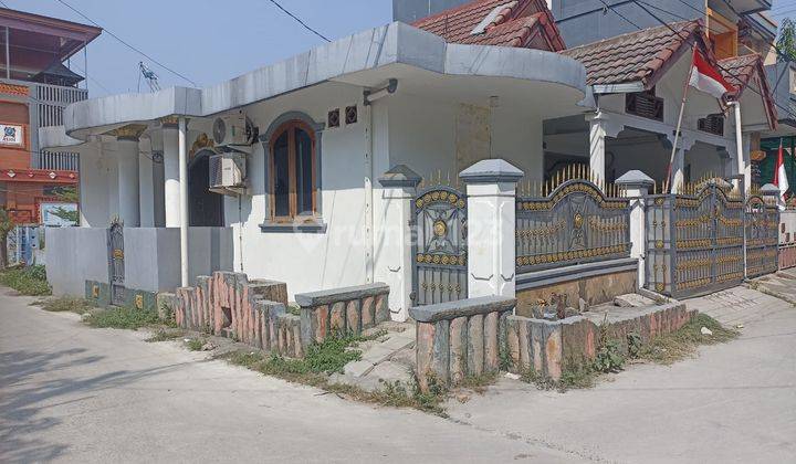 Dijual Rumah Hoek Di Taman Harapan Baru  1
