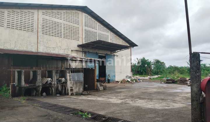 Gudang dengan Lahan yang Luas di Citeureup Bogor, Jawa Barat