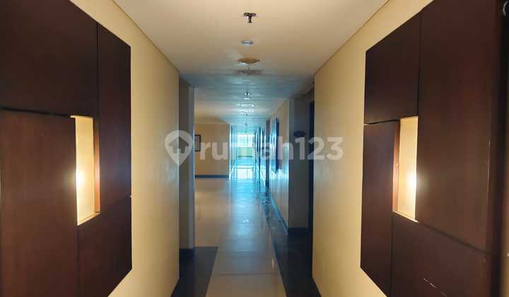 2-Star Hotel Strategic Location On Jl Bandengan West Jakarta 2