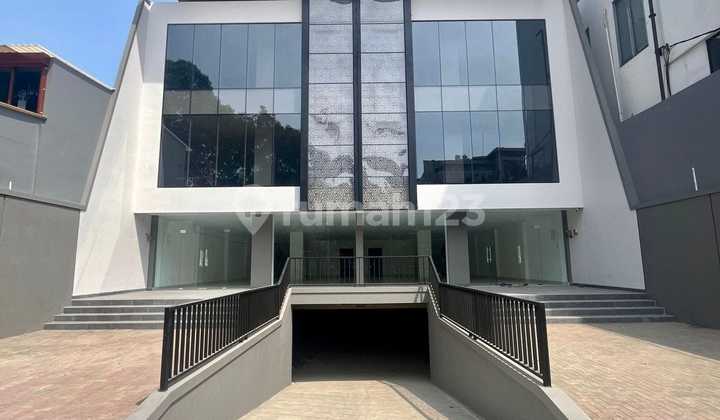 Gedung Serbaguna 3,5 Lantai SHM Siap Huni di Jalan Radin Inten 2 Duren Sawit, Jakarta Timur Gedung Serbaguna 3,5 Lantai SHM Siap Huni di Jalan Radin Inten 2 Duren Sawit, Jakarta Timur