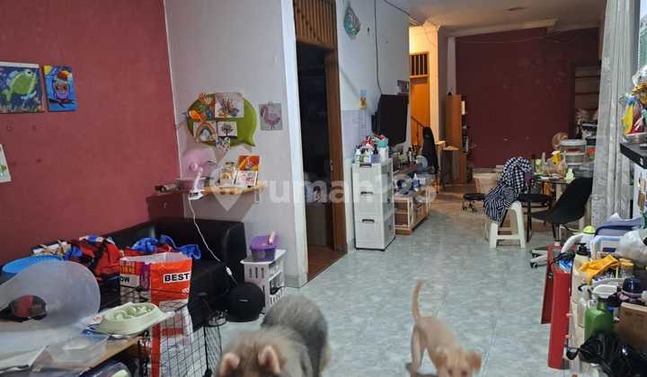 Rumah 2 Lantai Siap Huni di Taman Semanan Indah Jakarta Barat