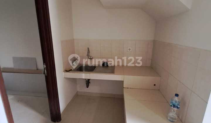 Ready-to-Live House in the Strategic Regant Town Cluster, BSD 2