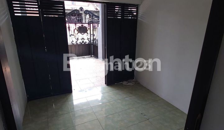 Ready-to-Occupy Modern 2-Storey Semi-Furnished House in Batu, Malang 2